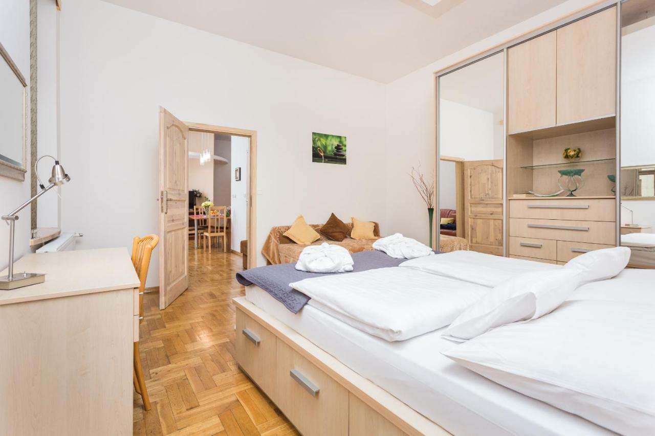 Apartament Avanti Краков Экстерьер фото